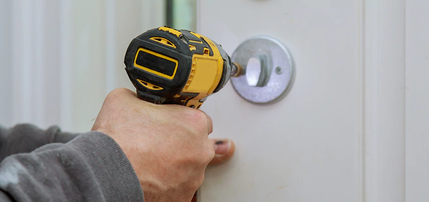 Street Locksmith For Smart Lock Repair in Napa, CA