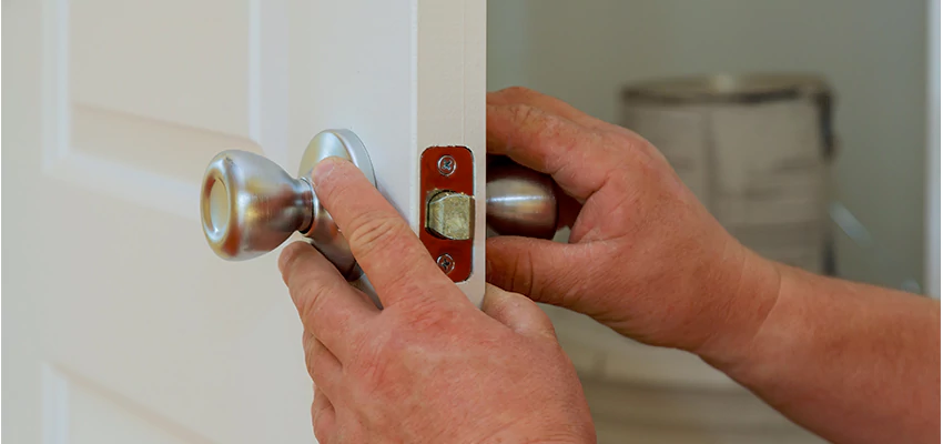 AAA Locksmiths For lock Replacement in Napa, California